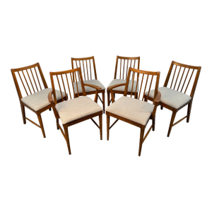 Set of Six Mid 20th Century Spindle-Backed Dining Chairs