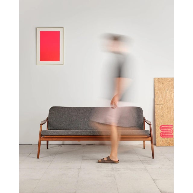 Dimensions: approx. 180 × 74 × 74 × 43 cm (width × depth × height × seat height) An exceptionally beautiful and extremely...