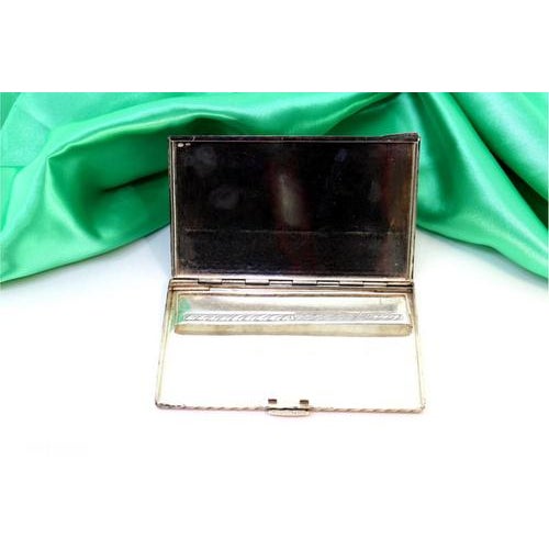 Silver Cigarette Case with Floral Reliefs For Sale - Image 5 of 7