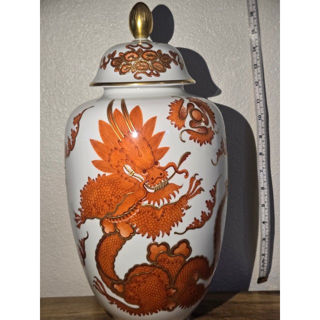 Large 16.5" Mid-Century Hertel-Jacob Bavaria Gilded Porcelain Ginger Jar – Signed E. Habenicht – Red Dragon Motif For Sale - Image 4 of 10