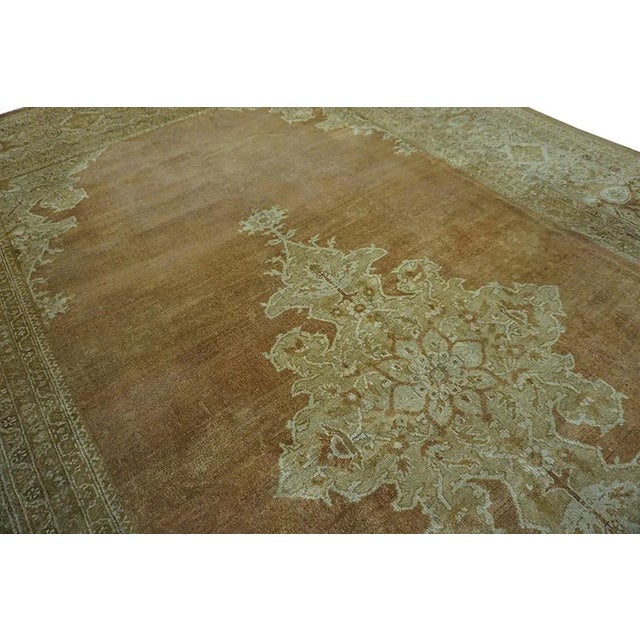 Early 20th Century N. Indian Agra Carpet 9' x 14' 10"