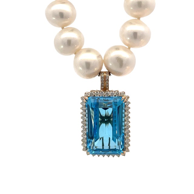 14k Gold 50.25 Carat Blue Topaz & 1.38 CTW Diamond Pendant Pearl Necklace For Sale - Image 4 of 14