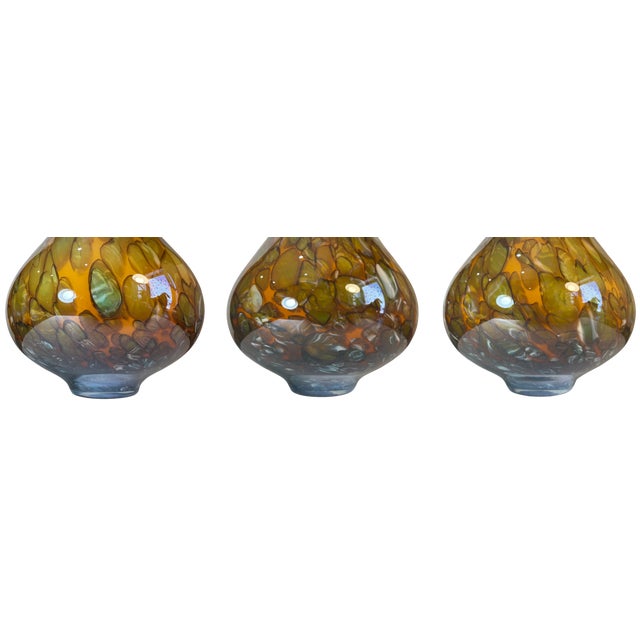 17+ In. Tall Murano Mottled Amber Gourd Shaped Art Glass Vase For Sale - Image 16 of 18