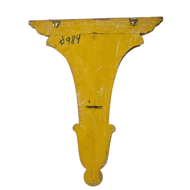 Mid 20th Century Pair Italian Hollywood Regency Style Carved Gilt Wood Fluted Wall Brackets For Sale - Image 10 of 10