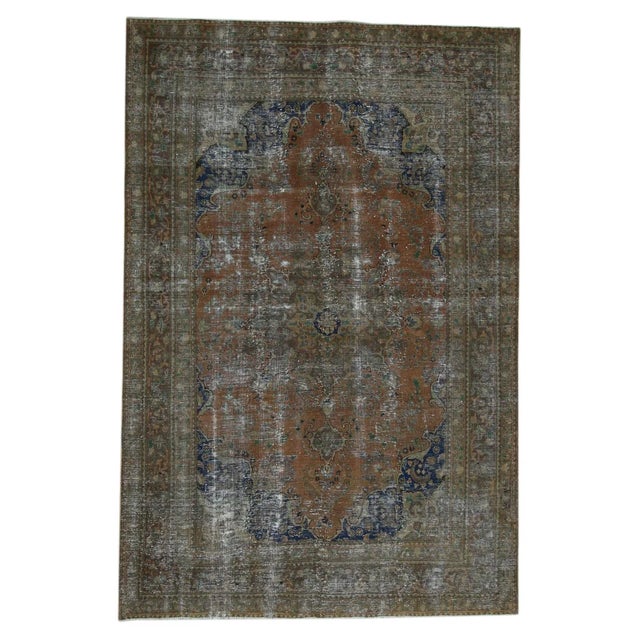 Vintage Middle Eastern Hand-Knotted Rug For Sale - Image 6 of 6