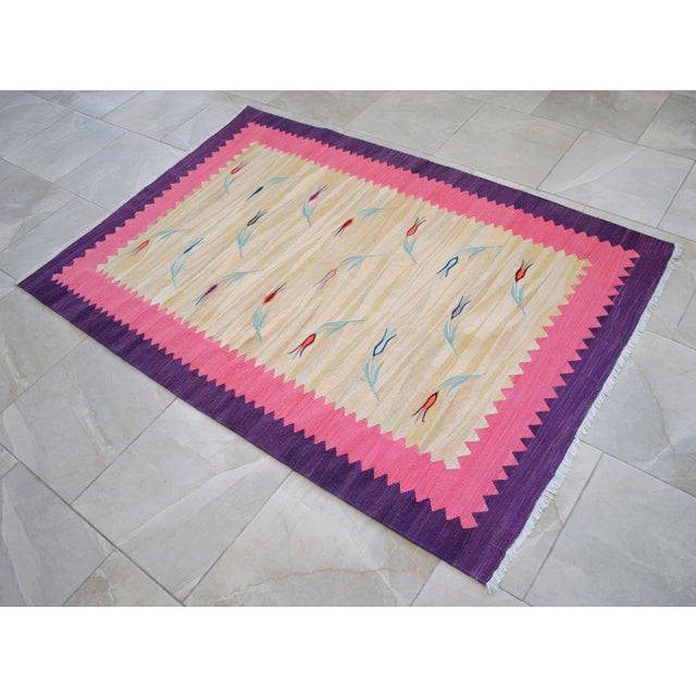 Turkish Silk Rug Kilim Hand Woven Tulips Motif Oushak Area Rug - 3′11″ × 5′7″ For Sale - Image 10 of 17