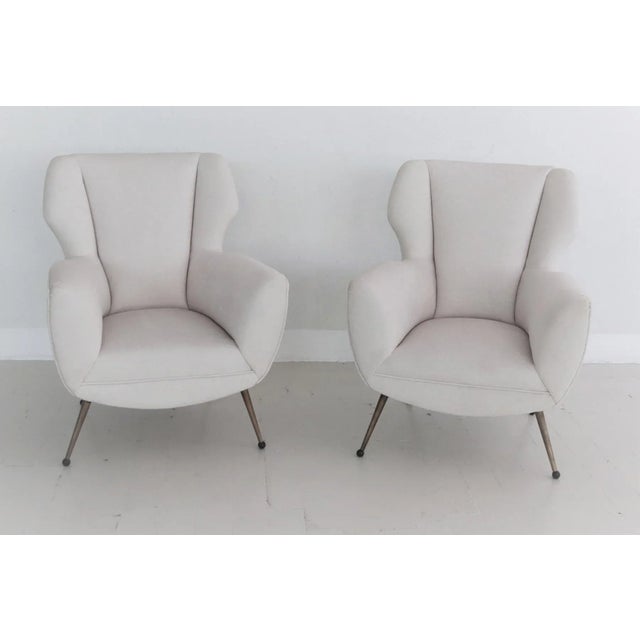 1950s Set of Italian Armchairs in White Velvet in Gigi Radice Style, 1950s For Sale - Image 5 of 18