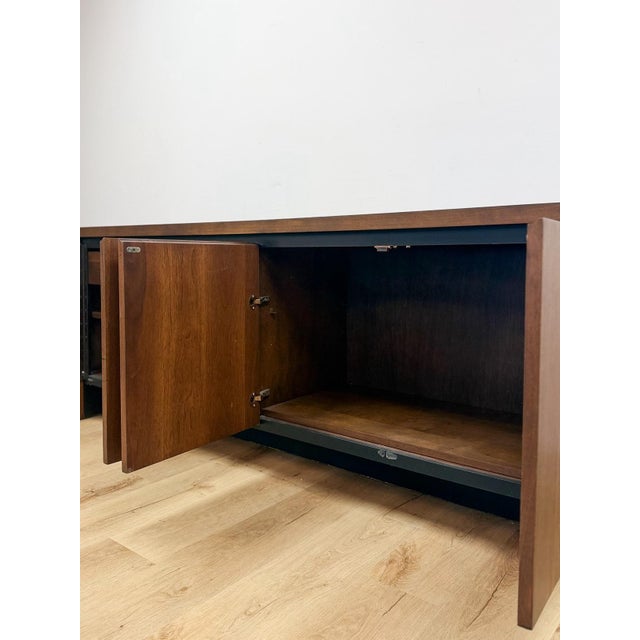 Dillingham MCM Credenza Vintage Long Sideboard Buffet Tv Stand Media Console For Sale - Image 10 of 15