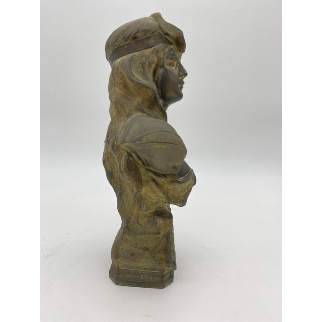 1900-1909 French Art Nouveau Atala Bronze Bust W/ Pewter Finished For Sale In Los Angeles - Image 6 of 8