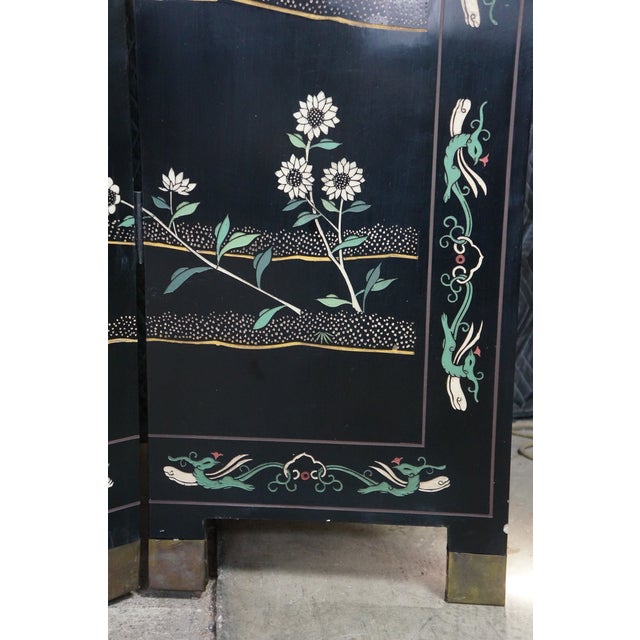 Chinese Export 8 Panel Coromandel Gold Leaf Lacquer Folding Screen Room Divider For Sale - Image 11 of 18