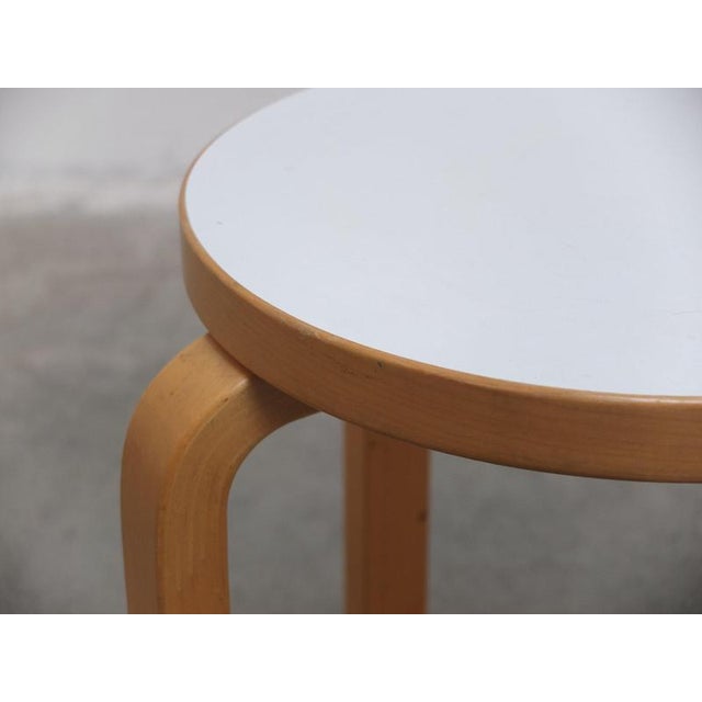 E60 Stools by Alvar Aalto for Artek, 1933, Set of 2 For Sale - Image 10 of 14