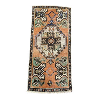 Turkish Yastik Rug 1'5" x 2'11" For Sale