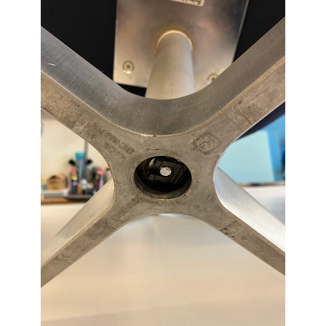 Swan Chair in Cast Aluminum Frame by Arne Jacobsen, 2001 For Sale - Image 13 of 15