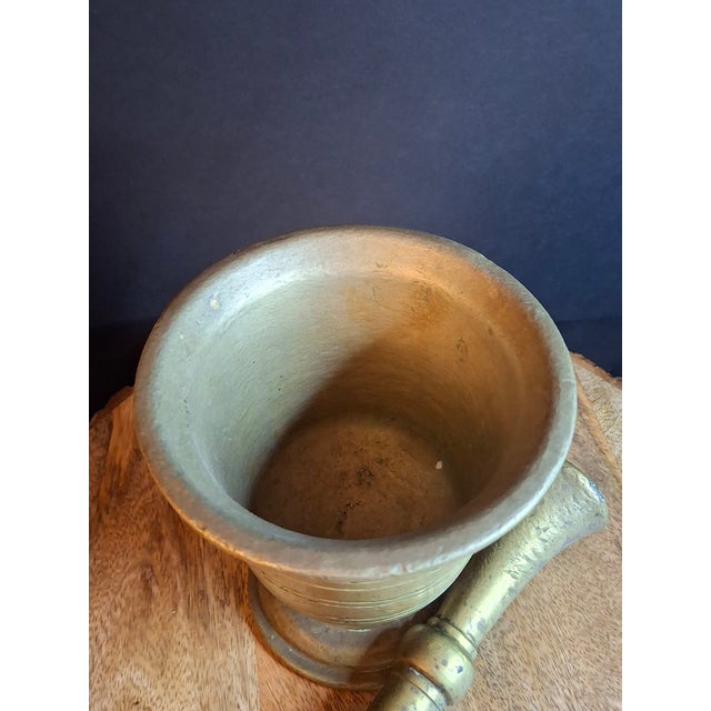 18th Century Heavy Cast Brass Lathe-Turned Mortar and Pestle For Sale In Boston - Image 6 of 15