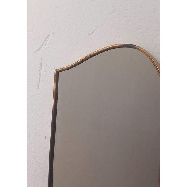 1950s Shield-Shaped Mirror with Brass Frame, 1950s For Sale - Image 5 of 8