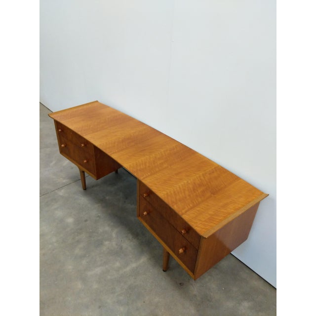 1960s Vintage Mid Century Modern Desk / Dressing Table by Vesper For Sale - Image 5 of 8