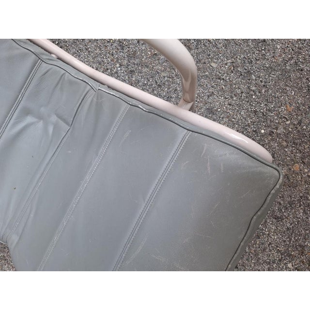 Genni Model Chaise Longue in White Frame and Grey Leather by Gabriele Mucchi for Zanotta, 1990s For Sale - Image 11 of 18