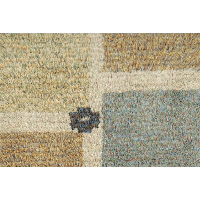 Mid-Century Modern Contemporary Scandinavian Style Gift-Sized Wool Rug by Rug & Kilim, India For Sale - Image 3 of 3