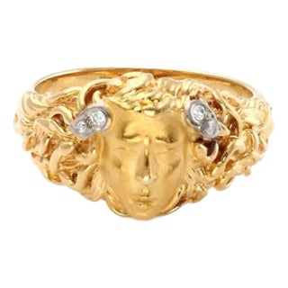 Carrera Y Carrera Medusa Diamond 18k Gold Face Ring, Size 6 For Sale