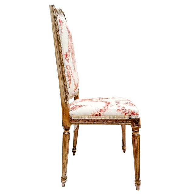 Mid 20th Century Pair of Louis XVI Style Toile De Jouy Side Chairs by Fournier Paris For Sale - Image 5 of 18
