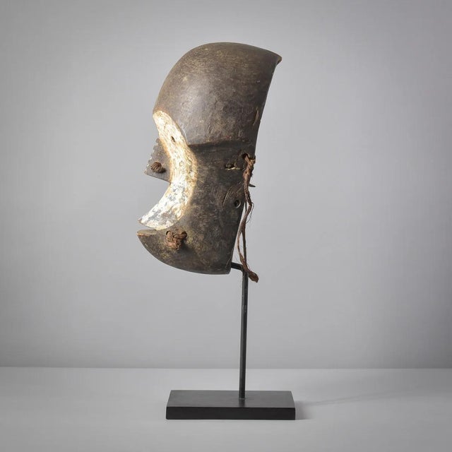 Early 20th Century Early 20th Century Ngbandi Mask on Custom Stand For Sale - Image 5 of 9
