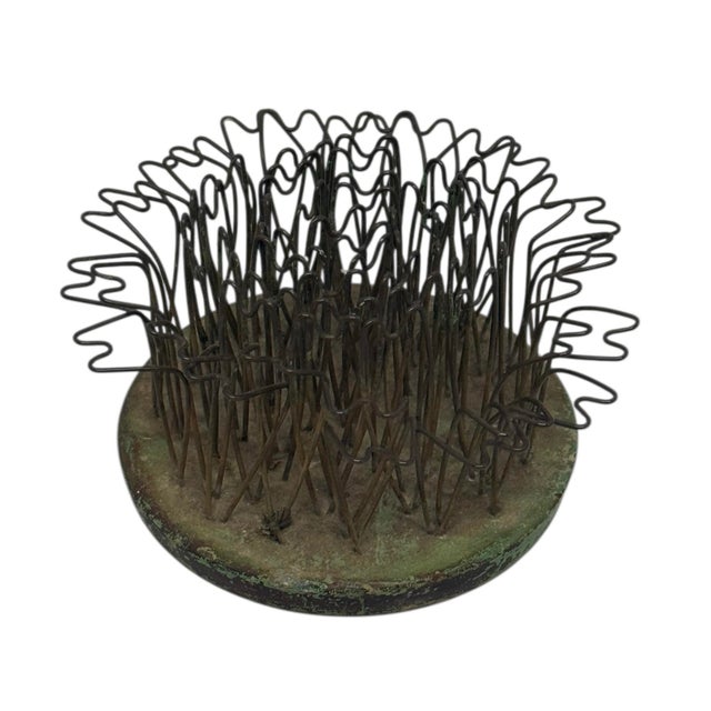 This beautiful Blue Ribbon vintage hairpin flower frog is both decorative and functional - add it to your collection or...