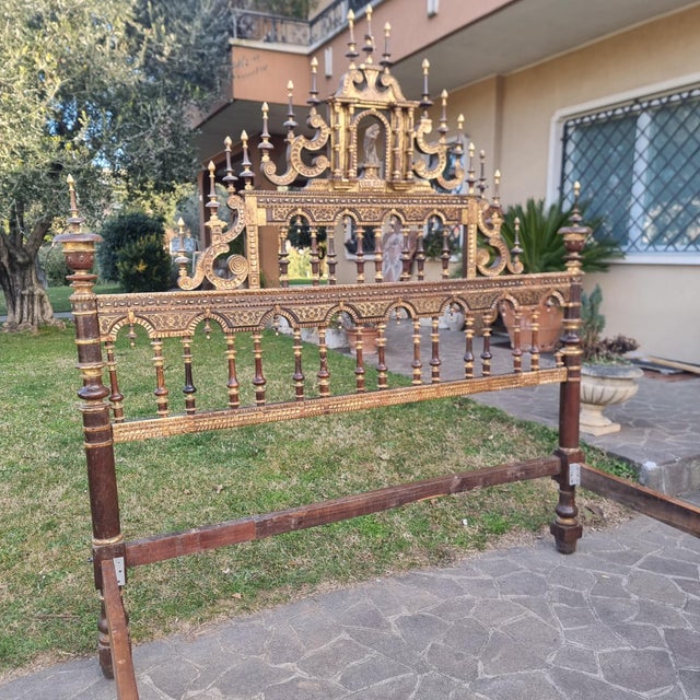 Antique Walnut Bed with Gilding, 1650 For Sale - Image 9 of 17