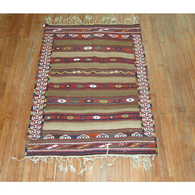 A fine example of a mid-20th century tribal Turkish flat-weave Kilim rug. 3'6'' x 4'10''