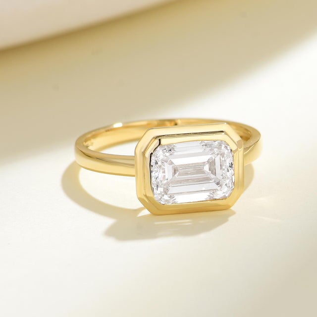Kai Fine Jewelry Kai Bella East-West Emerald-Cut 2.00ctw Lab Grown Diamond Ring in 14k Solid Gold (All Sizes Available) For Sale - Image 4 of 7