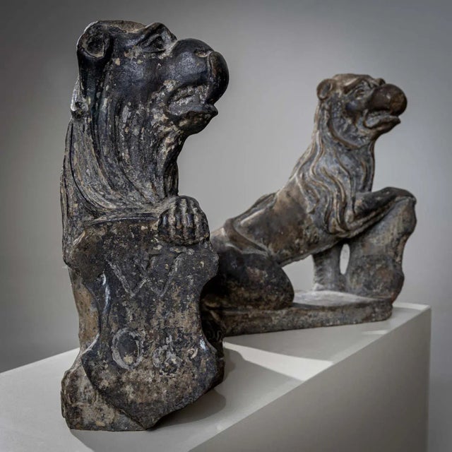 Baroque Sculptures of Lions, 1701, Stone, Set of 2 For Sale - Image 3 of 7