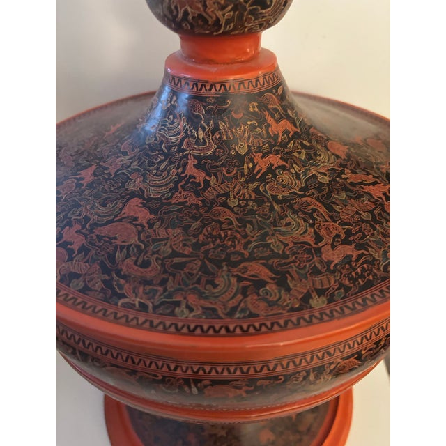 Antique Burmese Hsun-Ok Buddhist Offering Vessel With Hand-Incised Yun Lacquer Decoration, Late 19th–Early 20th Century For Sale - Image 4 of 12