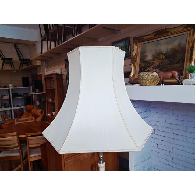 Vintage Art Deco Floor Lamp in Onyx with Brass Stand, 1930s For Sale - Image 17 of 18