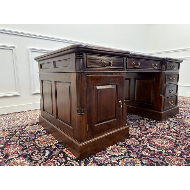 English Partner Desk in Teak For Sale - Image 5 of 18