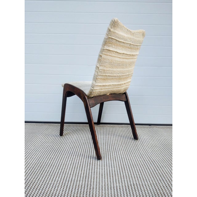 Mid-Century Modern 1960s Mid-Century Modern Chet Beasley Attributed Walnut Dining Chairs - Set of 4 For Sale - Image 3 of 6