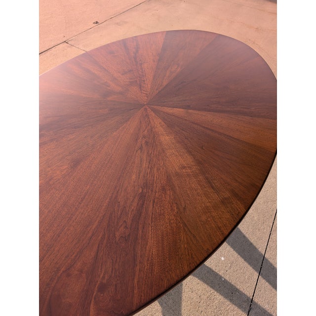 1970s Walnut Starburst Oval Dining Table by Osvaldo Borsani for Stow Davis For Sale - Image 16 of 18