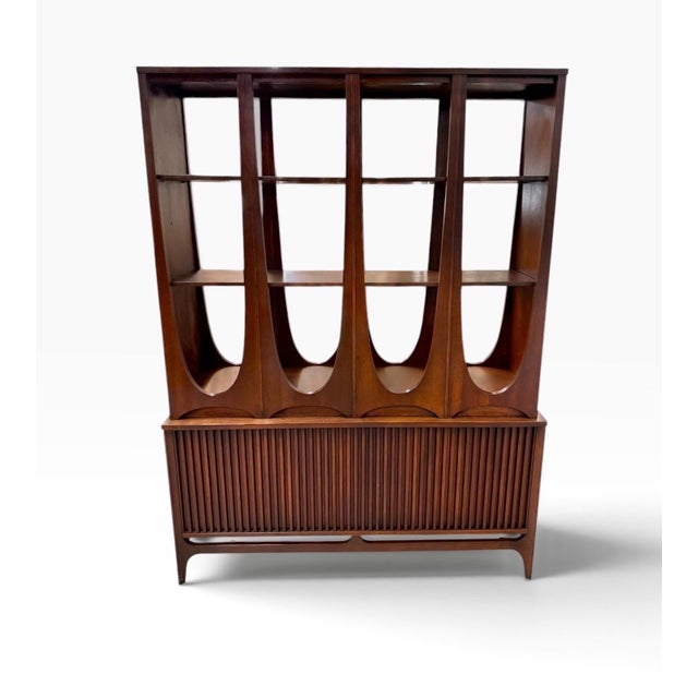 Mid-Century Modern Broyhill Brasilia 2-Piece Walnut Room Divider - Refinished! For Sale - Image 9 of 9