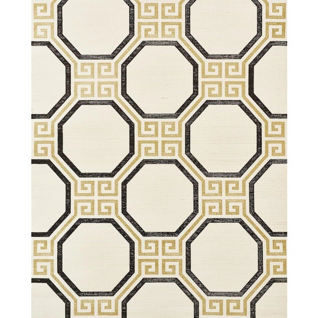 Sample - Schumacher Octavia Sisal Wallpaper in Gold & Jet For Sale