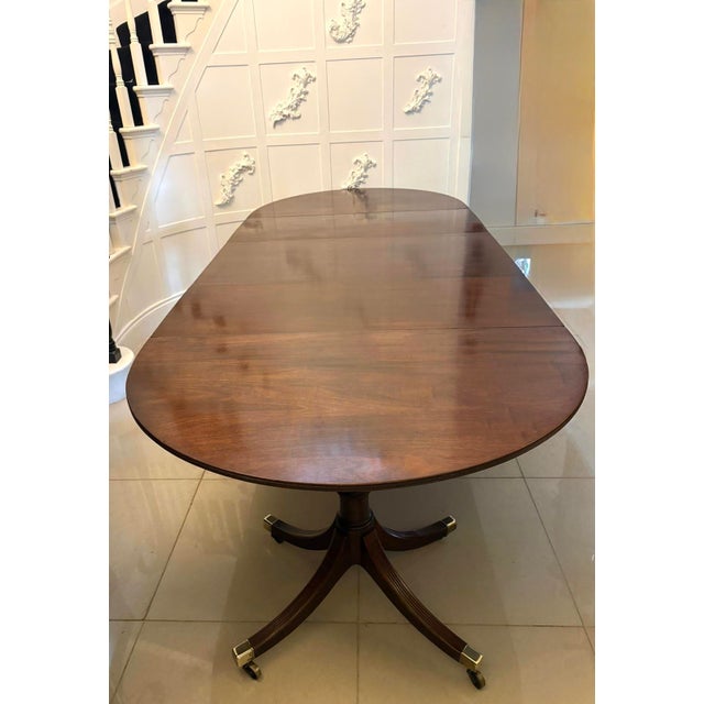 Antique Georgian Mahogany Extendable Triple Pillar Dining Table, 1800 For Sale - Image 15 of 18