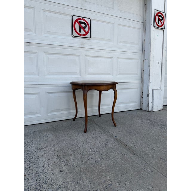 French Provincial Vintage French Provincial Louis XV Style Scalloped Side Table With Cabriole Legs For Sale - Image 3 of 12