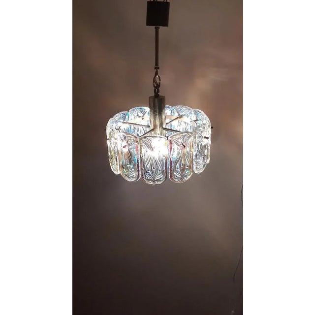1970s Vintage Chandelier in Crystal & Brass, 1970s For Sale - Image 5 of 7