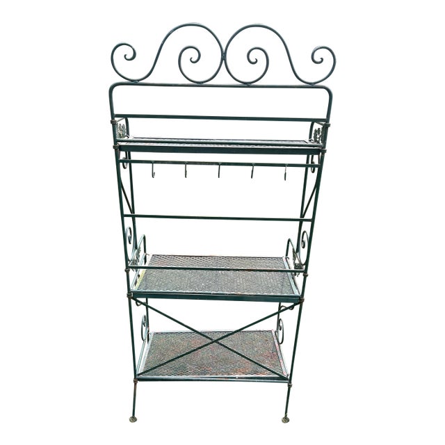 Beautiful Vintage Woodard Outdoor Baker’s Rack, Attributed For Sale