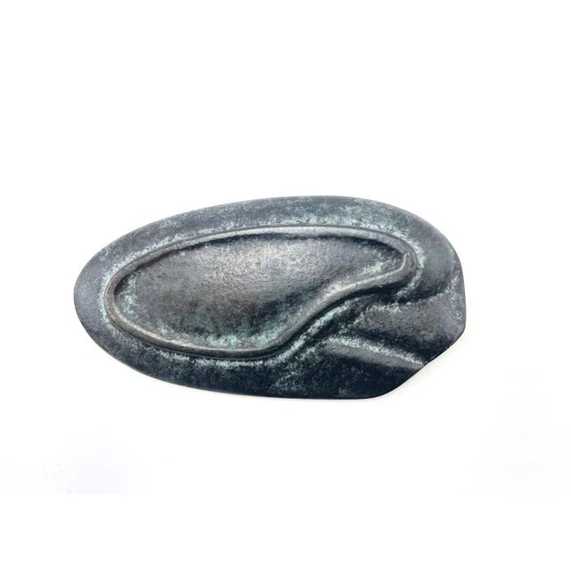 Vintage Hagenauer Austrian Elliptical Brass Ashtray attributed to Franz Hagenauer, 1950s For Sale - Image 6 of 7