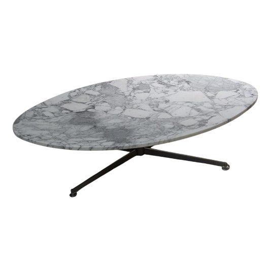 Large Oval Marble Coffee Table by Kin for Arflex, 1970s For Sale