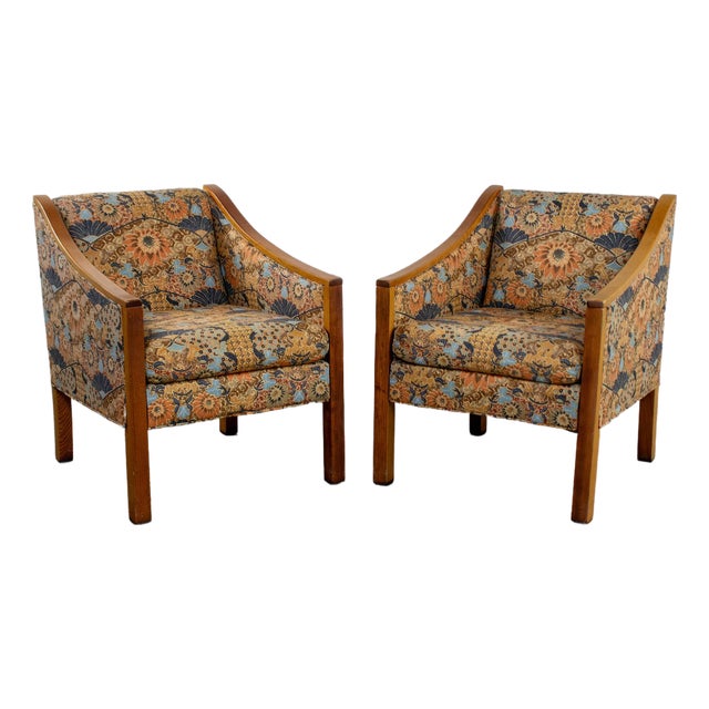 Mid-20th Century Mid Century Modern Pair Chairs With Oak Frames and Floral Fabric For Sale