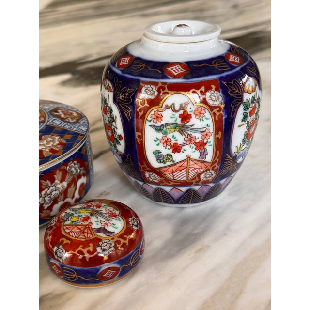 Vintage Japanese Imari Fine Porcelain Ginger Jar Set - 2 Pieces For Sale - Image 9 of 18