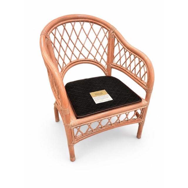 Pair of Vintage Henry Link Pink Wicker Lounge Chairs | Palm Beach Coastal Hollywood Regency For Sale In Houston - Image 6 of 7