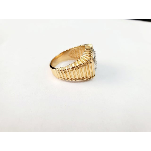 Men's Diamond Cluster Ring .75cttw 14k Yellow Gold, Size 5 For Sale - Image 4 of 4
