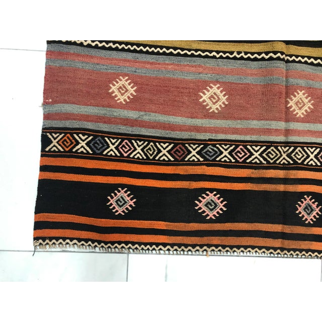 Art Deco 1960s Contemporary Vintage Kilim Rug For Sale - Image 3 of 11