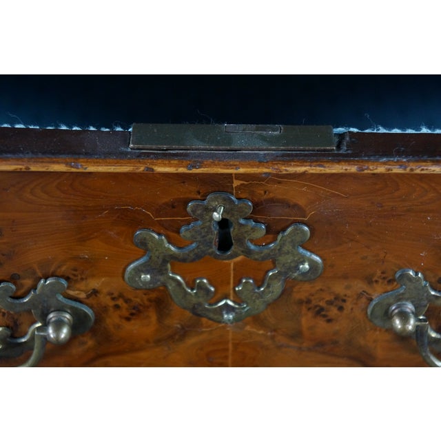 Antique English George II Style Oyster Burl Yew Bachelors Chest Dresser Commode For Sale - Image 10 of 18