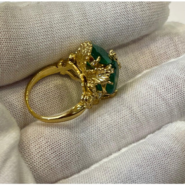 Emerald 7.5 Carat Natural 4 Oval Cut Emerald & Diamond Flower Ring 18 Karat Yellow Gold, Size 3.75 For Sale - Image 8 of 18